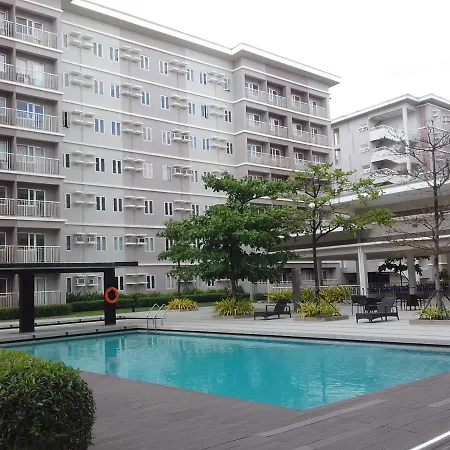 Minimalist Scandinavian 1Br Condo Unit In Quezon City With Parking